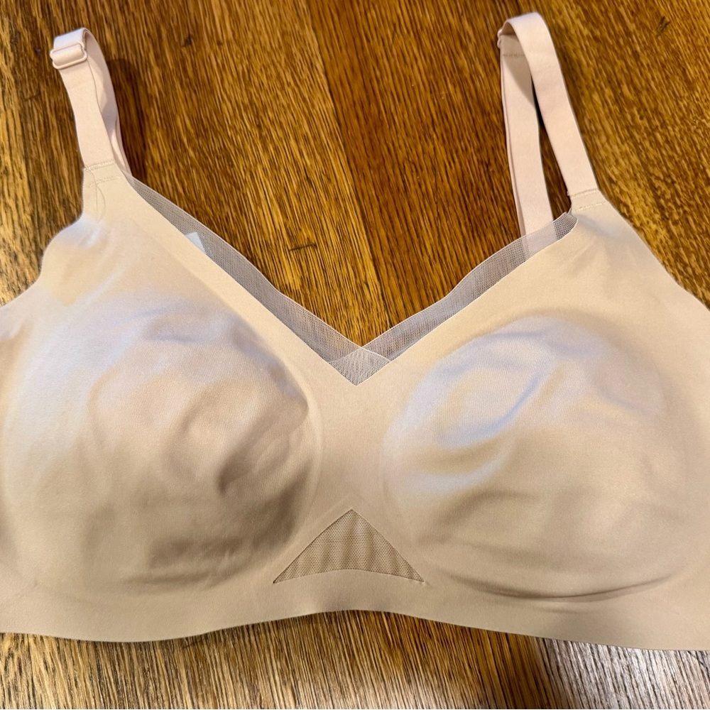 Honeylove Women's Lace Inset CrossOver Wireless Bra Size Large